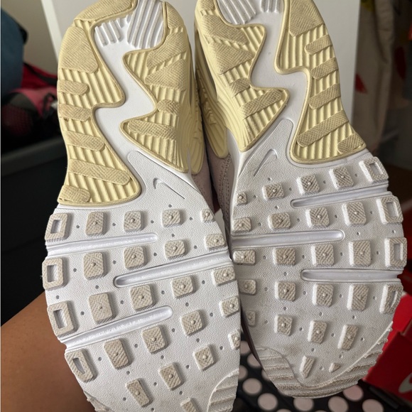 Nike Air Max Excee "Platinum Violet/White" Women's Shoe - Picture 8 of 8